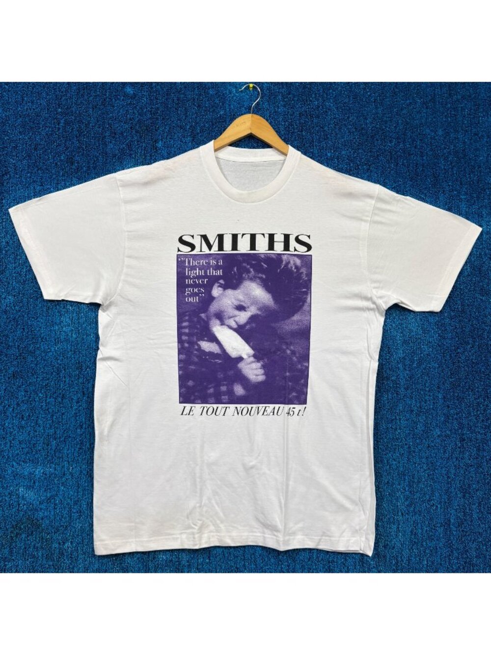 The Smiths There Is A Light That Never Goes Out Band Tee XL